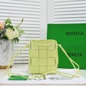 Imitation 1:1 Bottega Veneta Small Cassette Bucket Bag 680218 Glittering green Tl16713LT32