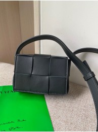 Imitation Bottega Veneta CASSETTE Mini intreccio leather cross-body bag 666688 black Tl16797Dl40